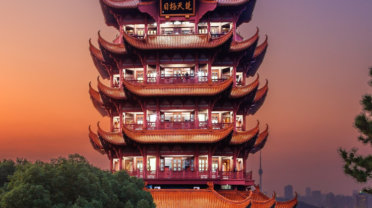 湖北武汉+黄鹤楼+神农架+长江三峡+三峡大坝6日5晚私家团·暑假预售#探秘神农『自营·全景湖北』1家1团不拼团&专属车队/车型任选<春晚同款夜上黄鹤楼·省博赠讲解·三峡游轮过船闸/水涨船高>专属V客服