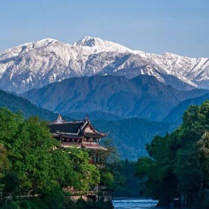 成都+九寨沟+峨眉山7日6晚私家团