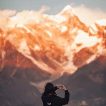 川藏公路+成都+林芝+拉萨+巴松措+稻城亚丁+布达拉宫10日9晚私家团