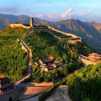 云冈石窟+大同市博物馆+雁门关景区+华严寺+应县木塔景区+悬空寺5日4晚跟团游
