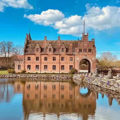 丹麦哥本哈根+西兰岛+欧登塞+奥胡斯7日6晚拼小团