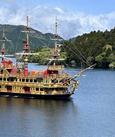6D5N • Tokyo, Hakone, Izu & Mt. Fuji: Lake Ashi, Mt. Omuro, Lake Kawaguchi, Oshino Hakkai, Journey of mountains, coast and Fuji views