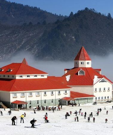 2D1N • Xiling Snow Mountain and Huashuiwan Hot-spring Tour