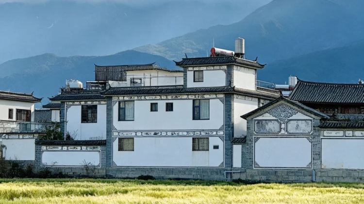 8-Day No surcharge for Christmas & Flexible and adjustable itinerary: Kunming + Dali + Lijiang + Shangri-La - 3 UNESCO Wonders + Private Vehicle + Attraction Tickets + 2 High-Speed Train Experiences