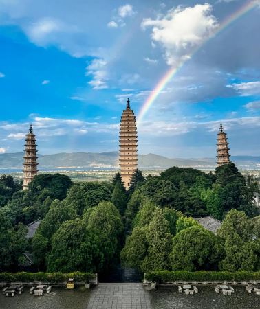 6D5N • Dali + Tengchong + Mangshi: Erhai Lake + Dali Ancient Town + Chongsheng Temple Three Pagodas + Dieshuihe Waterfall + Heshun Ancient Town + Mengle Golden Pagoda & Silver Pagoda