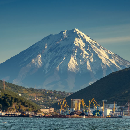 俄罗斯堪察加边疆区Avachinsky Volcano+Volcano Mutnovsky+Russkaya Bay+Reka Bystraya8日7晚跟团游