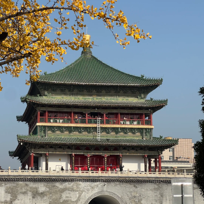 历史人文·西安5日游 亲子研学营【亲子探长安】秦始皇帝陵博物馆·丽山园+西安博物馆+钟鼓楼广场+张学良公馆+陕西非遗演出+秦俑制作+城市观光车+体验精美汉服+长安十二时辰+大唐不夜城+XR体验