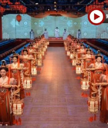 5日4晚 • 北京5天團 · 北京奢華酒店、沉浸式古裝宮廷盛宴5天豪華團  故宮、居庸關長城、頤和園、天壇、北海公園仿膳茶社下午茶、入內參觀冰絲帶、什剎海三輪車胡同遊、梅蘭芳故居、前門大街、北京坊
