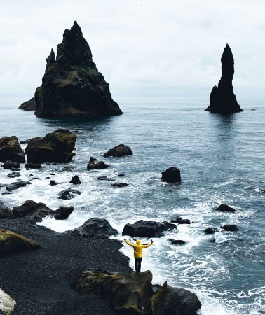 4D4N • Iceland Slow Tour - Blue Lagoon Hotel, Blue Ice Caves, Reykjavik & Kirkjufell, Custom Private Trip