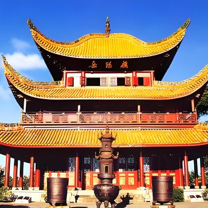 岳阳+岳阳楼景区+洞庭湖+君山岛景区+张谷英村+汴河街2日1晚私家团