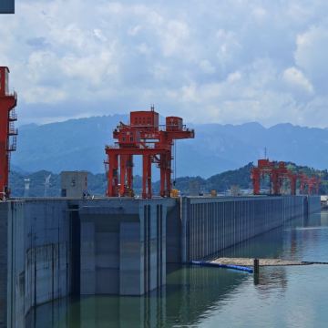 重庆+长江三峡+宜昌4日3晚跟团游