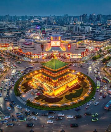 4D3N•Xi'an + Emperor Qinshihuang's Mausoleum Site Museum + Huaqing Palace + Xi'an City Wall + Shaanxi History Museum + The Song of Everlasting Regret Tang Poetry Relief