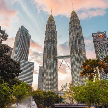 吉隆坡+马六甲+瓜拉雪兰莪6日5晚自由行