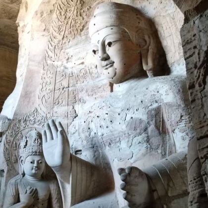 大同+云冈石窟+悬空寺+华严寺3日跟团游