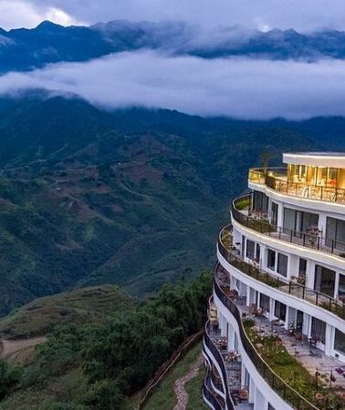 2D1N • Sapa Trek 2days/1night -HOTEL 5 STAR-From Hanoi by Limousine Van