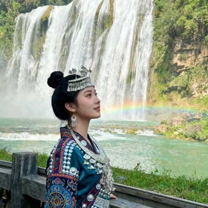 贵州贵阳+黄果树景区+荔波+西江千户苗寨+镇远+梵净山6日5晚跟团游