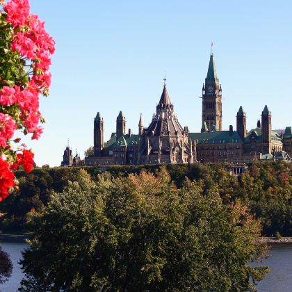 加拿大多伦多＋渥太华＋蒙特利尔＋魁北克城＋金斯顿9日8晚自由行