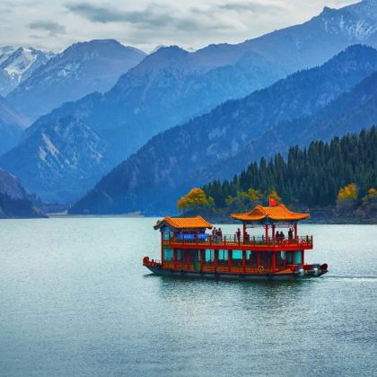 罗布人村寨+喀什古城+艾提尕尔清真寺+喀拉库勒湖景区+白沙山-白沙湖景区+天山神秘大峡谷+火焰山景区+新疆国际大巴扎+天山天池+那拉提旅游风景区+赛里木湖16日15晚跟团游