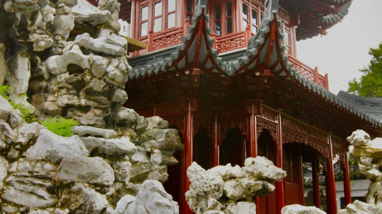 2D1N · Private Tours · Shanghai + Zhujiajiao Ancient town ,Explore the ancient lanes of Shanghai