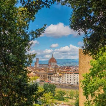 米兰+都灵+科莫湖+多洛米蒂山脉+维罗纳+佛罗伦萨+威尼斯15日14晚拼小团