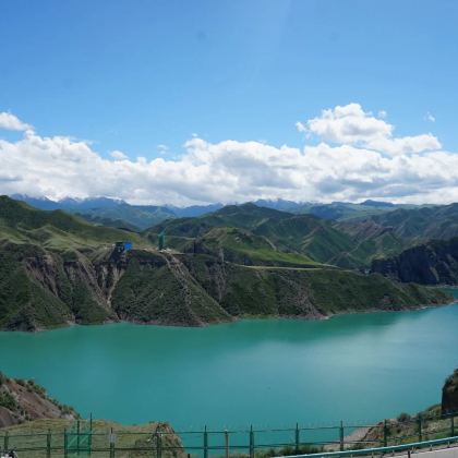 新疆阿勒泰地区+伊犁+喀纳斯+赛里木湖10日9晚自由行