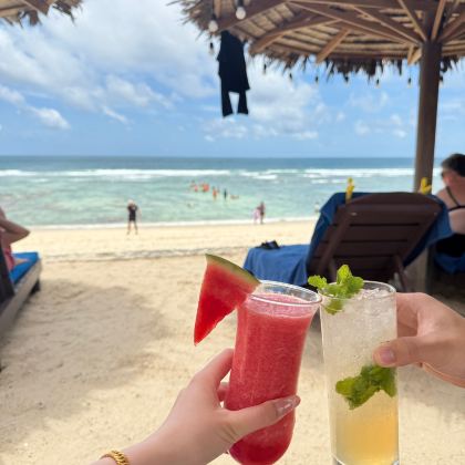 吉隆坡+马尔代夫+马富施岛8日7晚跟团游