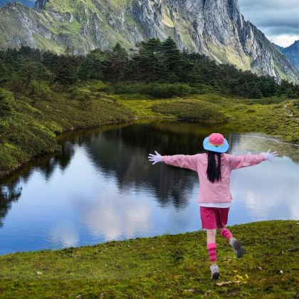 怒江+香格里拉+梅里雪山+老姆登知子罗+丙中洛+孔雀山垭口7日6晚私家团