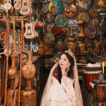 中国新疆塔什库尔干班迪尔蓝湖8日7晚跟团游