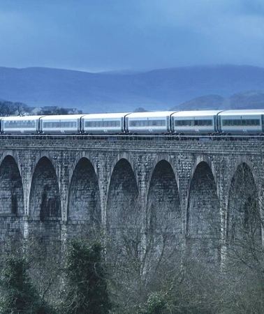 10D9N • 10 Day London, Dublin and Ireland Tour by Ferry and Rail