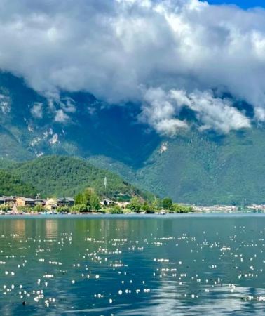 7天6晚 • 麗江＋大理＋香格裡拉＋瀘沽湖「錯峯特惠季」可升級SUV或GL8＋無人駕駛車＋限時升級大理海景房＆乘豬槽船泛舟＆水性楊花＆土司宴