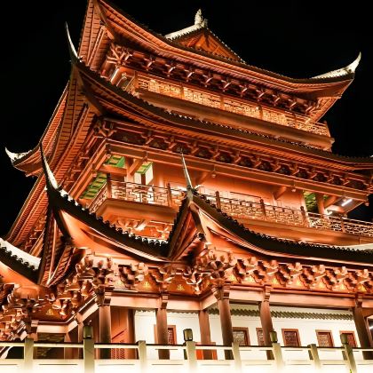 宜宾+合江门+李庄文化旅游度假区+横江古镇+蜀南竹海4日3晚私家团