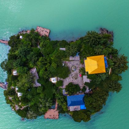 拉萨+林芝+布达拉宫+大昭寺+巴松措+雅鲁藏布大峡谷+羊卓雍错+纳木措景区10日7晚私家团