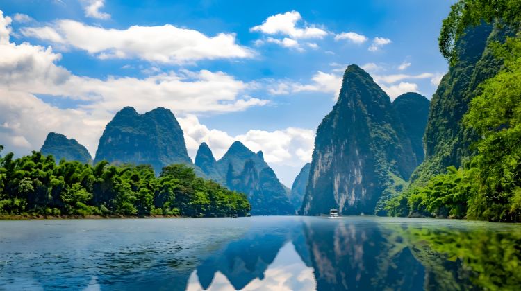 6D5N · Group Tours · China + Guilin + Yangshuo + Longji Rice Terraces + Guilin Li River Scenic Area + Guilin Ancient East Scenic Area