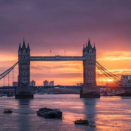 英国伦敦+剑桥+约克+爱丁堡+温德米尔+牛津13日12晚私家团