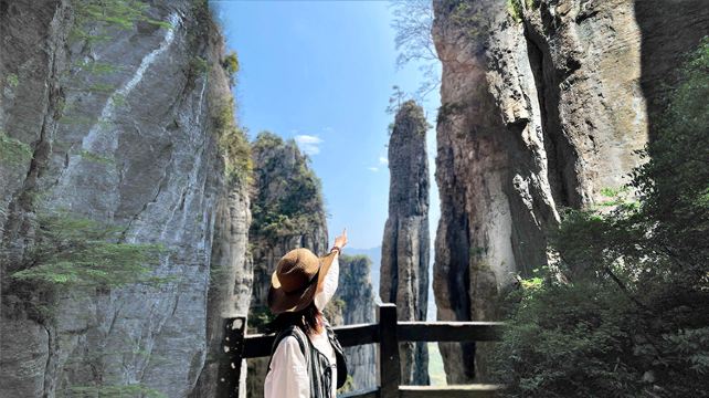 恩施土家族苗族自治州、恩施+6