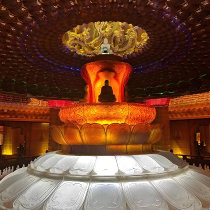 安阳+殷墟+中国文字博物馆+安阳天宁寺+文峰塔+韩王庙+羑里城+汤阴岳飞庙2日1晚私家团