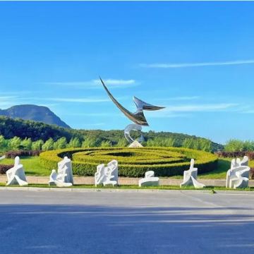 名校参访·大连半日亲子营【走进大连理工大学】+【大工学子带队校园参观讲解+面对面交流分享学习方法】+【校园食堂用餐】