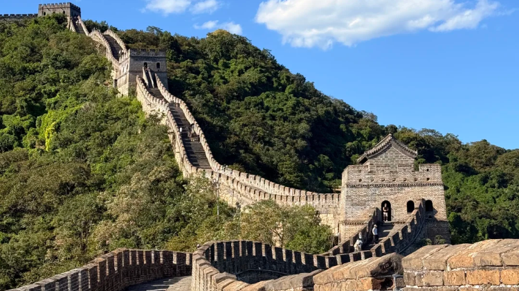 7D6N · Private Tours · Explore Gubei Water Town accommodation at Gubei Water Town Hotel, tour the Temple of Heaven in ancient attire, paint opera masks in hutongs and visit classic Beijing siheyuan.