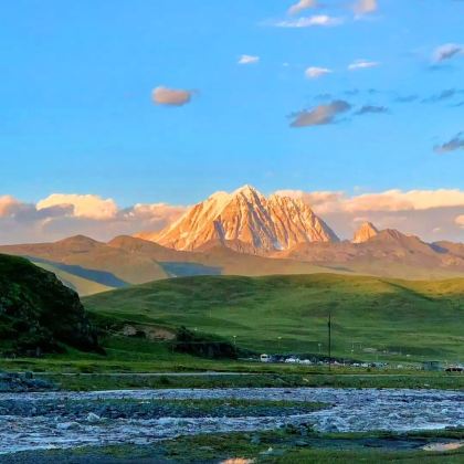 成都+四姑娘山景区+新都桥+鱼子西+康定木格措景区5日4晚私家团