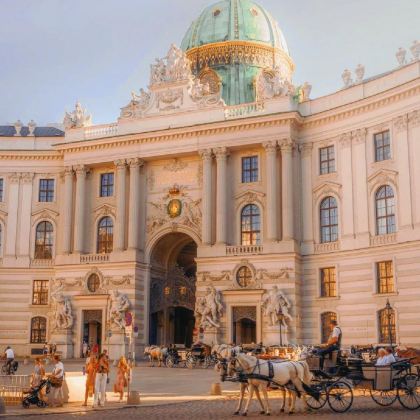 克罗地亚+维也纳7日6晚私家团