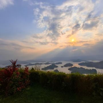 乌干达7日6晚私家团