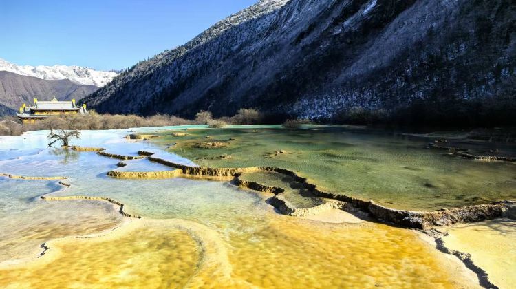 2D1N · Group Tours · Fairy-tale Jiuzhaigou + Dreamlike Huanglong, professional guide service, carefully selected 4-diamond hotels, complimentary travel photography & afternoon tea