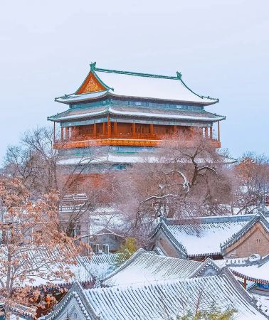 6天5晚 • 限時聖誕優惠 · 贈古北水鎮門票｜於紅牆金瓦間細品皇城秋韻 暢遊皇城四大經典景點｜搶先入住二環希爾頓花園酒店｜自由活動日 盡享京城秋日風光