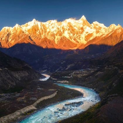 西藏拉萨+四姑娘山景区+川藏公路+雅鲁藏布大峡谷10日9晚私家团