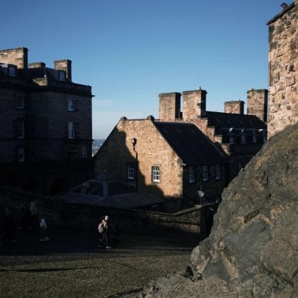 英国9日8晚私家团