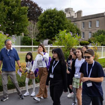 全真插班|欧洲国家爱尔兰1周英语插班夏校|与欧盟同学共课堂| 深度文化探索交流|跨学科成长之旅|颁发证书|不超15人小班授课/助力英语提升/升学背景|双名校学术|独立学生夏令营/周末爱尔兰著名景点旅行
