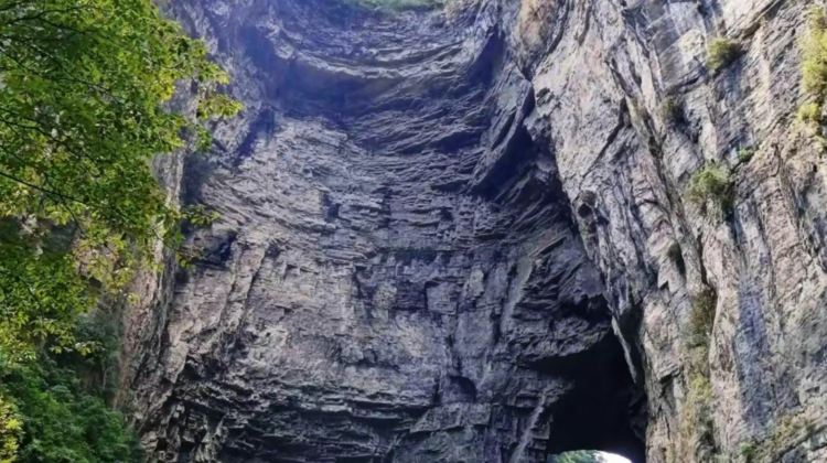 <2天>【武隆區】·全景武隆+8人純玩團+仙女山+天生三橋+地縫+贈送芙蓉洞+芙蓉江+印象武隆+5鑽酒店