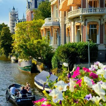 法国+德国+荷兰+卢森堡5日4晚跟团游