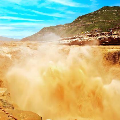 延安陕西黄河壶口瀑布+南泥湾风景区+黄帝陵2日1晚拼小团