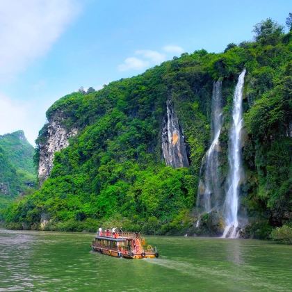 连州地下河+千年瑶寨+湟川三峡2日1晚私家团